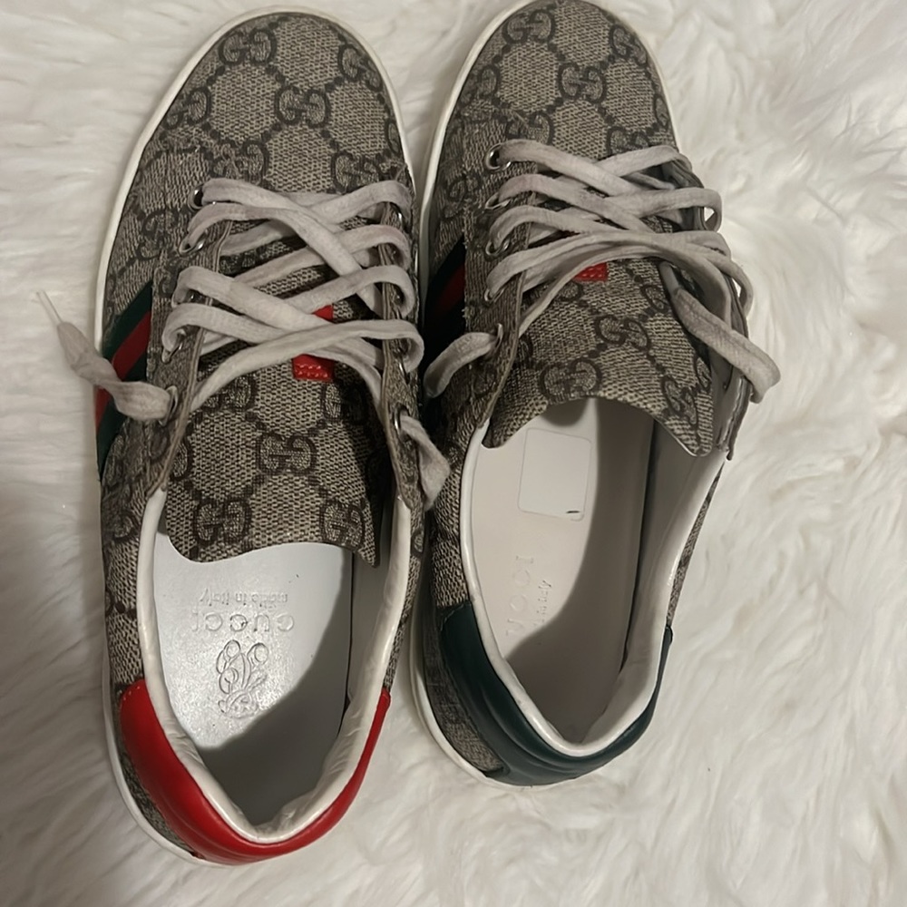 Cute GUCCI children's sneakers, unisex, European Size 33, excellent condition. - Picture 5 of 11